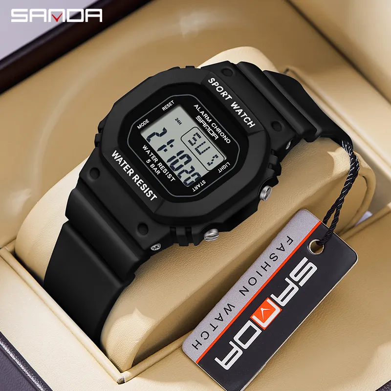 SANDA 393 Relojes deportivos para estudiantes Hombres Señoras Reloj digital 5bar Impermeable Cuenta regresiva Fecha LED Reloj de pulsera electrónico Regalo