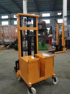 <strong>Manual</strong> Counterweight Stacker 500KG 1000KG 1.6M Hydraulic Forklift for Material <strong>Handling</strong>