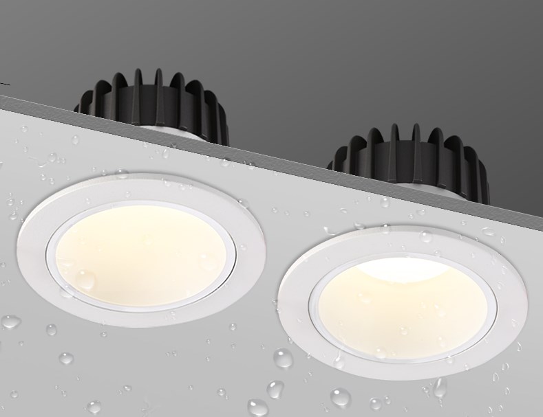 Plastic Housing Recessed Ceiling LED Downlight Down Light in Low Best Price