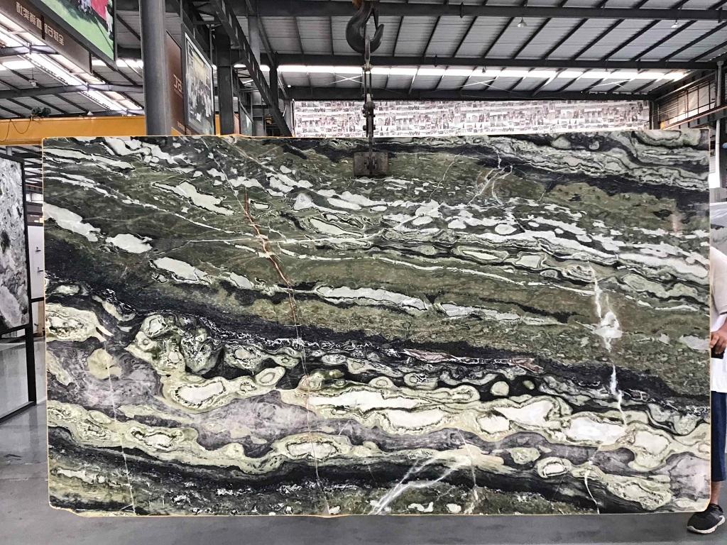 สีเขียว