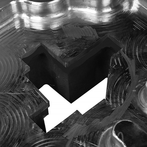 JX New <strong>Design</strong> Custom Size <strong>Mould</strong> Steel Multiple Cavity Aluminum Alloy Extrusion Mold <strong>Auto</strong> Battery Tray <strong>Mould</strong>