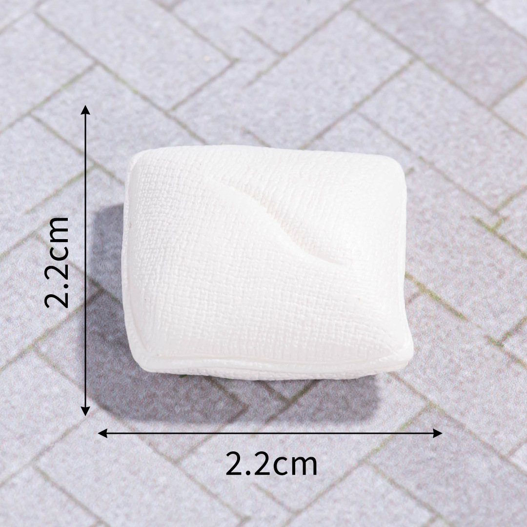 White cushion #20