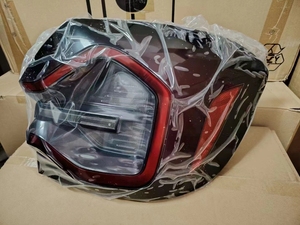 ชุดไฟท้าย LED อัปเกรดสำหรับ BMW F97 X3 2018-2021 lci พร้อมเลนส์สีแดงและสีฟ้า - Product Image 6
