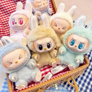 จัดส่งฟรี Labubu ดีไซน์ของแท้ V2มีที่นั่งของเล่นตุ๊กตาตาบอดกล่อง - Product Image 2