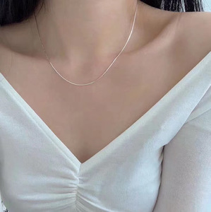 MICCI Wholesale PVD14K18Kゴールドメッキステンレス鋼1mmスモールシンフラットラウンドゴールドネックレスミニマリストスネークチェーン女性用