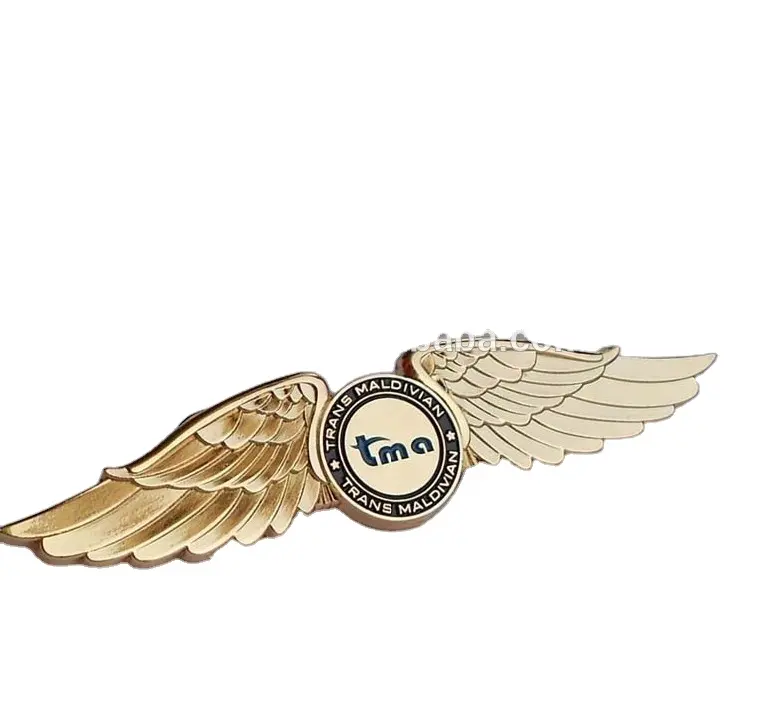 Badge de broche d'ailes en métal personnalisé en or brillant, badges de placage d'or de broche de revers d'ailes de logo personnalisé