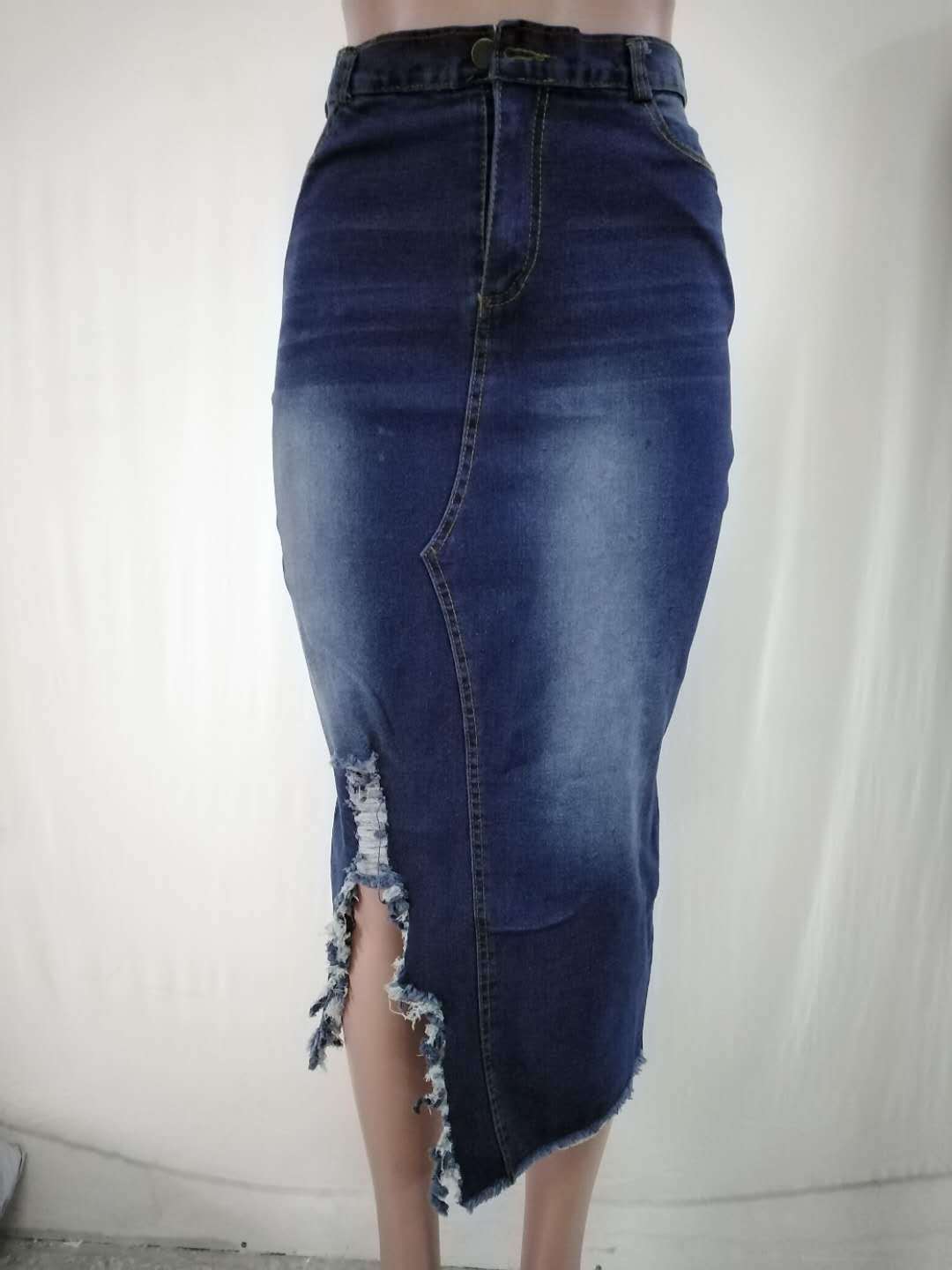 Bleu foncé