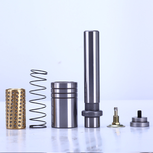 超精密TRP38 * 165钢支架导柱组专用滚珠导套模具配置产品模具 - Product Image 2