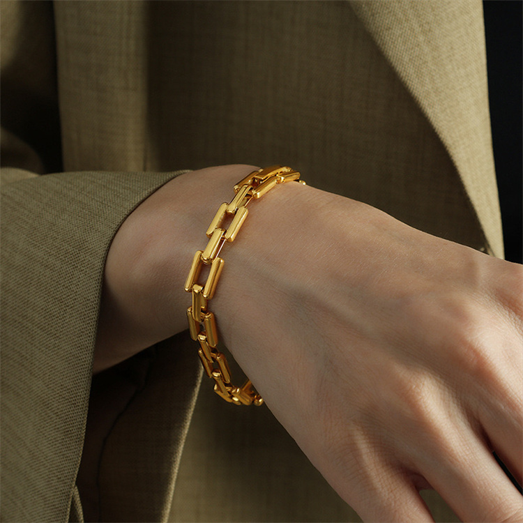 bracelet gold