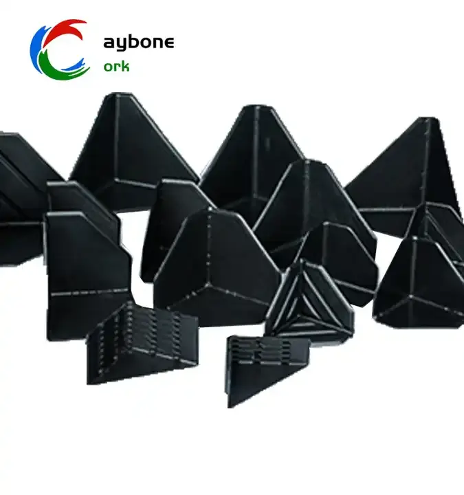 لوحة إطار صورة بلاستيكية مضادة لاصطدام المثلثات مع حماية الزاوية اليمنى لنموذج الزاوية الزجاجية