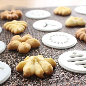 Công Cụ Làm Bánh Của Nhãn Hiệu Bánh Quy Tem Wit 6 Vòi Phun 16 Khuôn Bánh Quy Công Cụ Trang Trí Bánh Cookie Press Gun Sản Xuất Bánh Quy - Product Image 3