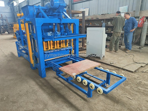 Máquinas simples de fabricación de ladrillos de rompecabezas para trabajos de construcción Máquina automática de fabricación de ladrillos de bloques en China - Product Image 4