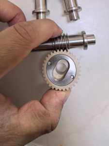 Skylon定制高精度小型M0.5磨削蜗杆轴和塑料蜗轮 - Product Image 4