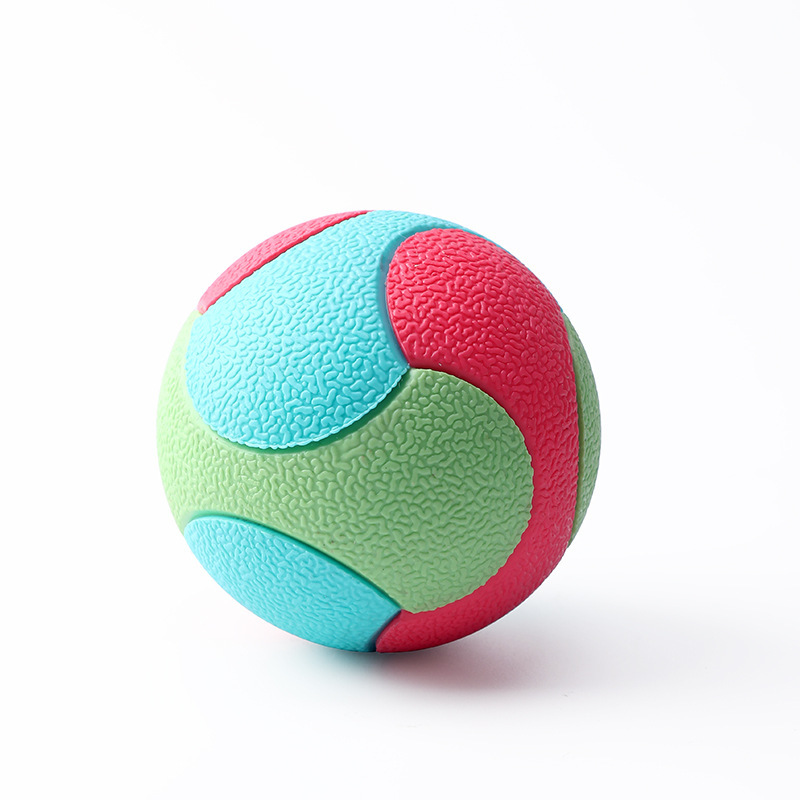 Balles rebondissantes aux couleurs contrastées