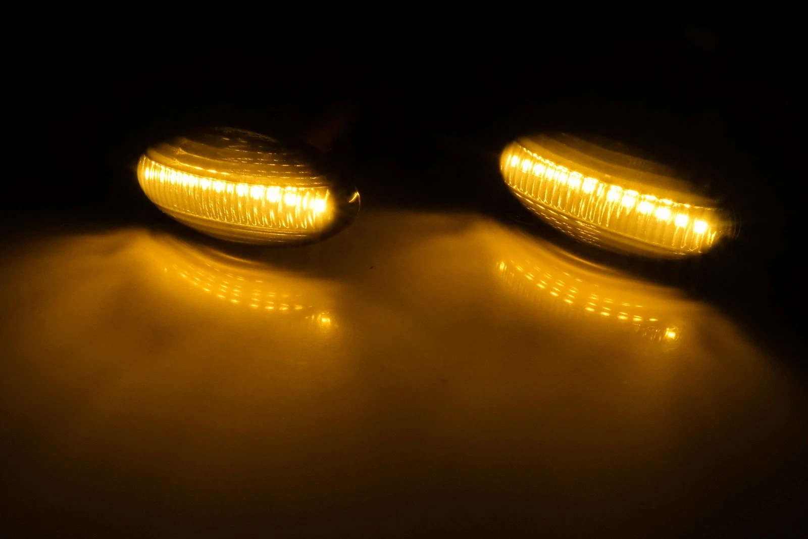 Luce gialla della pozzanghera