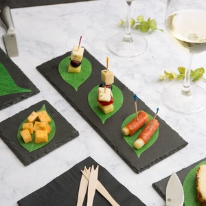Harga pabrik batu alami papan keju hitam piring Sushi piring makanan layanan Logo kustom tatakan batu tulis - Product Image 6