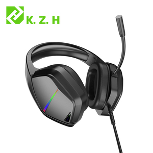 3.5mm oyun kulaklığı Mic LED kulaklıklar Stereo bas Surround PC PS4 <span class=keywords><strong>Xbox</strong></span> One için