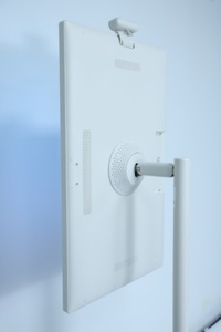 智能旋转<span class=keywords><strong>lg</strong></span>屏幕24英寸32英寸内置触摸显示器液晶双麦克风超2K IPS屏幕安卓12电视电视