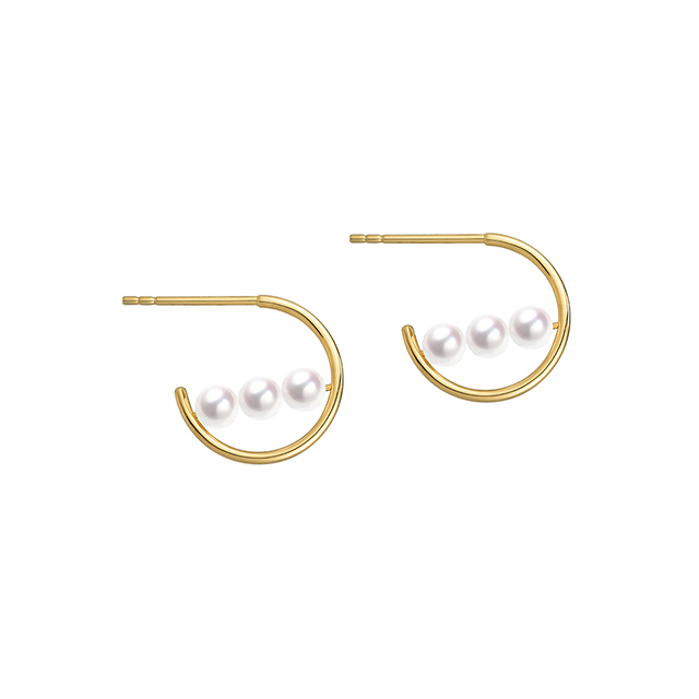 Yellow Gold, White Pearl