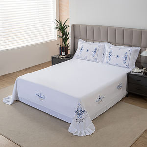 סט גליון כותנה טהור 100%, רקמה פרחונית כחולה לבנה עם ניקוב עדין, מצעים יוקרתיים רכים - Product Image 4