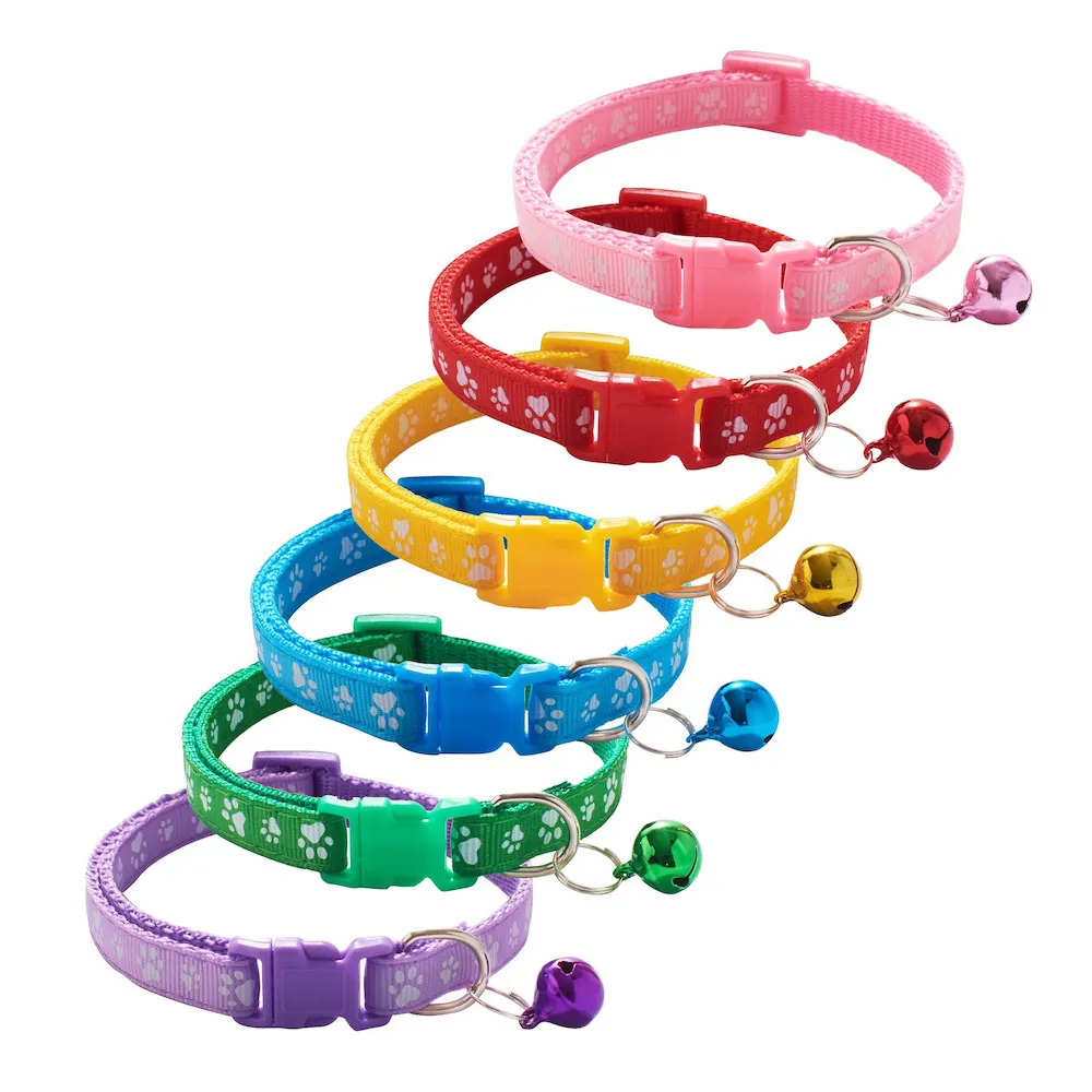 Collare per cani a 6 colori collare per animali domestici in Nylon traspirante con stampa di zampe grandi e piccole regolabile per cani di taglia piccola e media con campana