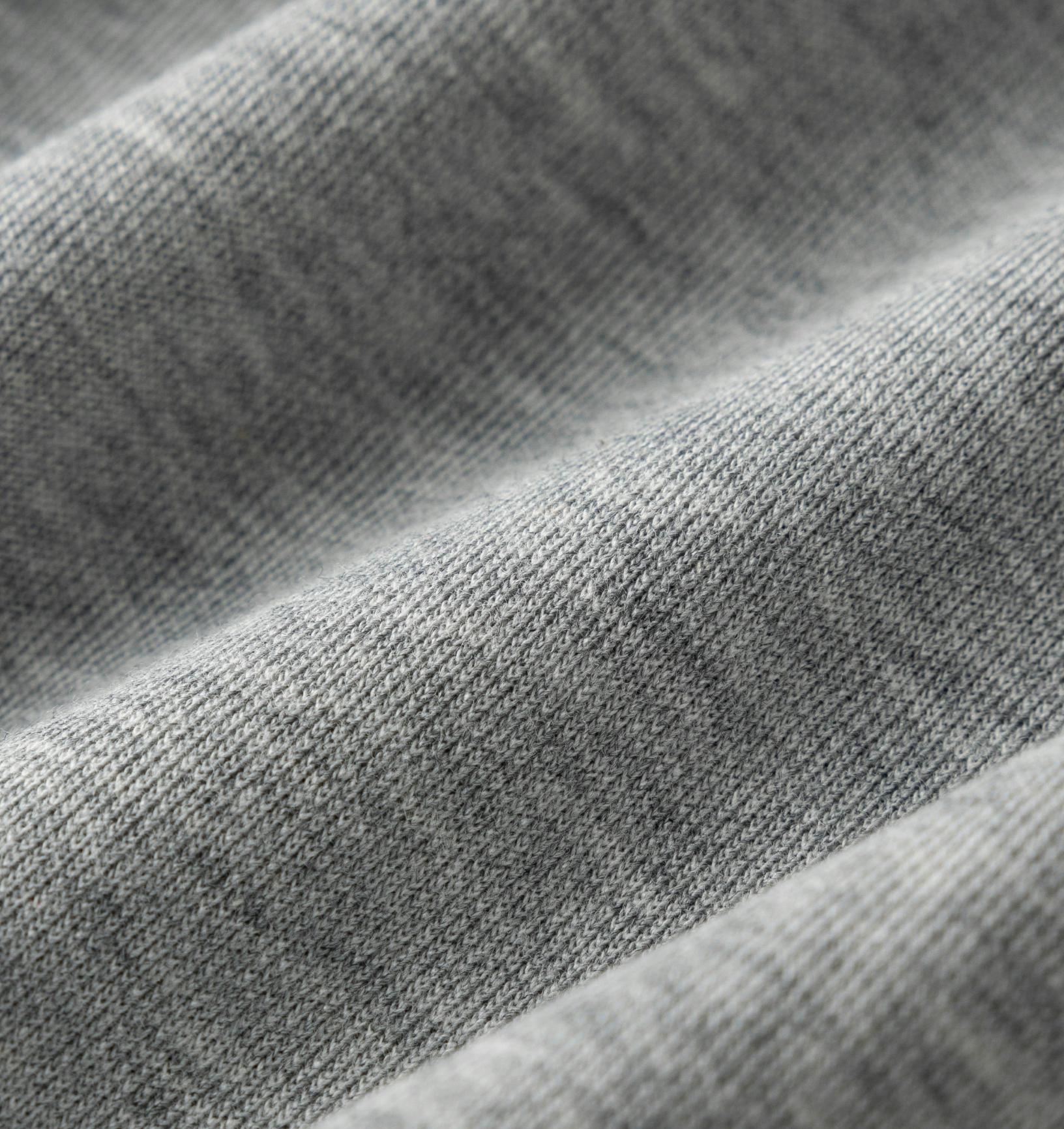 Gris clair
