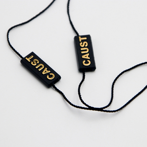 Etiquetas colgantes de ropa con logotipo personalizado de alta calidad, bolsa de cuerdas, etiqueta colgante, cadena de sello de plástico, ropa, etiqueta de poliéster, cadena de hilo de sellado - Product Image 5