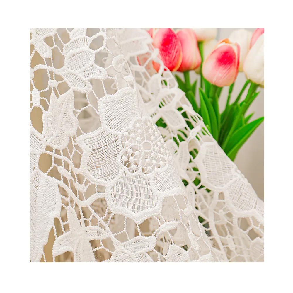 Water soluble lace Fabric color large flower pattern Guipure Lace Fabric For Nigerian Party For Women Dress wedding milk silk