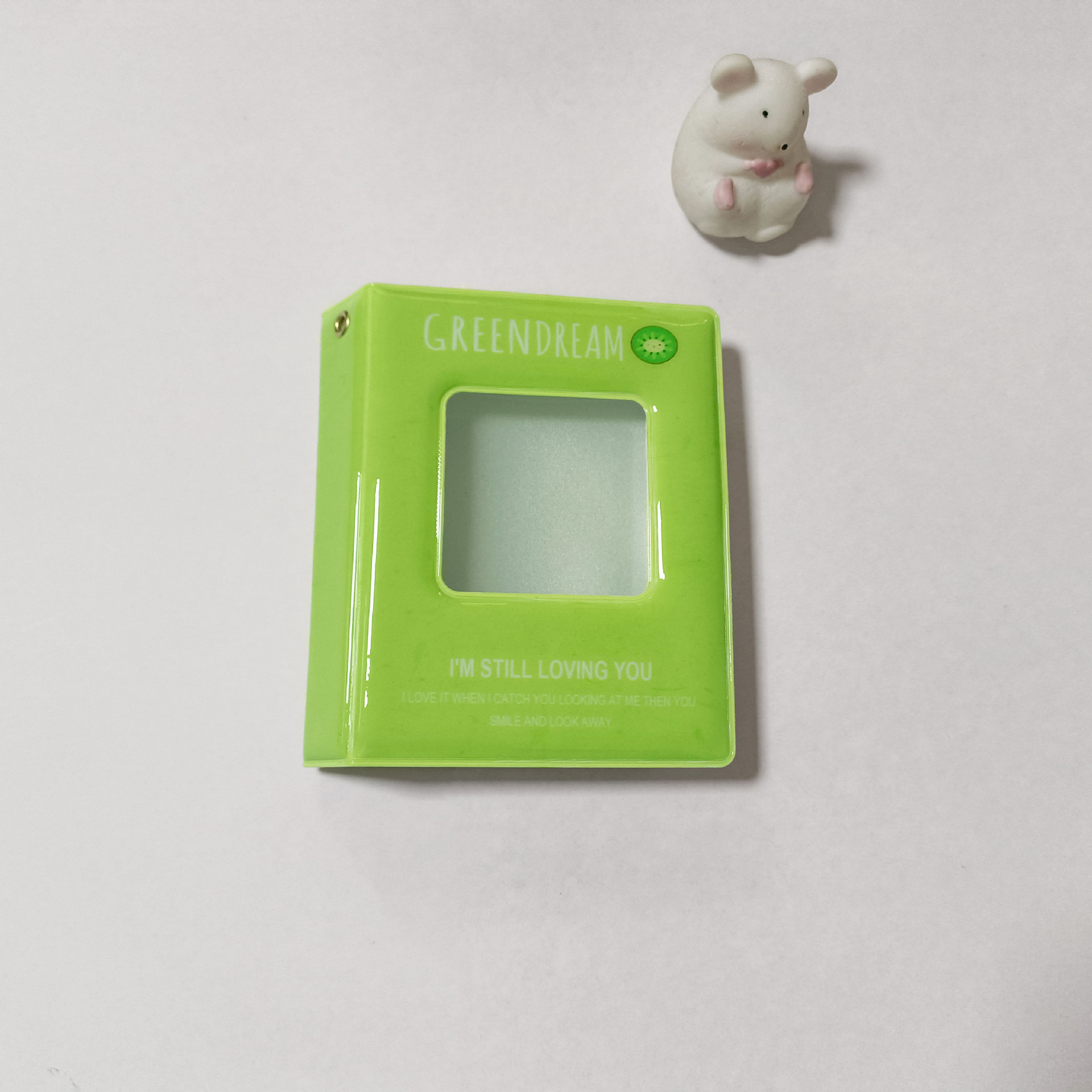 Carré de kiwi vert