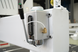Mehrsprachiges Betriebs system Halbautomati scher Werkzeug wechsel 3-Achsen-CNC-Fräser für Holz bearbeitungs maschinen mit heißem Großhandel - Product Image 3