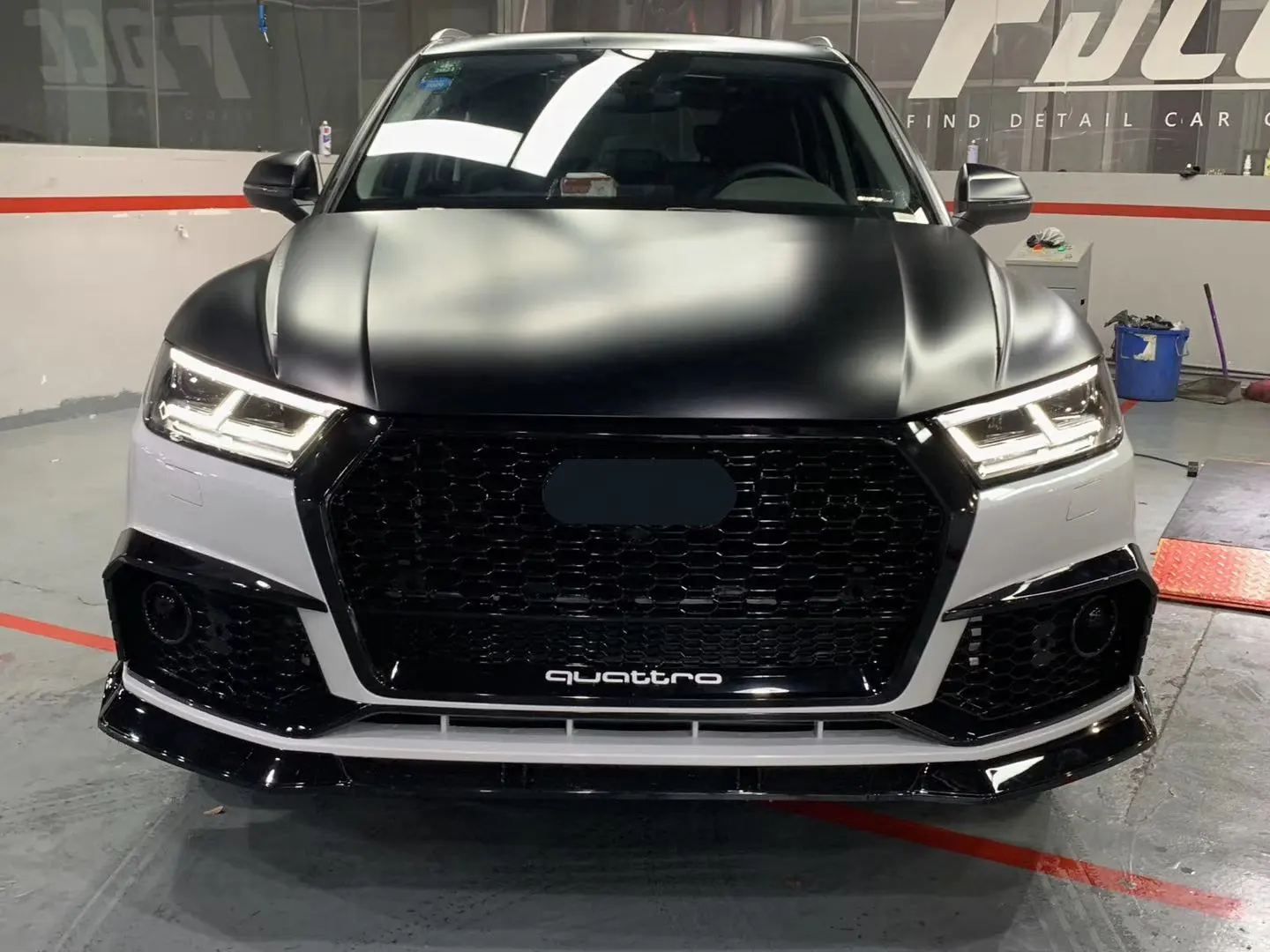 Paraurti anteriore auto kit RSQ5 per Audi Q5 SQ5 kit carrozzeria di alta qualità con griglia paraurti a nido d'ape 2018 2019 2020