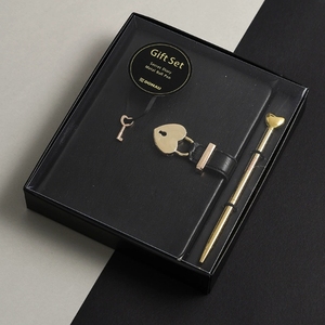 <span class=keywords><strong>2025</strong></span> Mais Populares Alta Qualidade Novas Idéias Duráveis A5 Capa Dura Amor Couro <span class=keywords><strong>Notebook</strong></span> para Presentes Estudantis