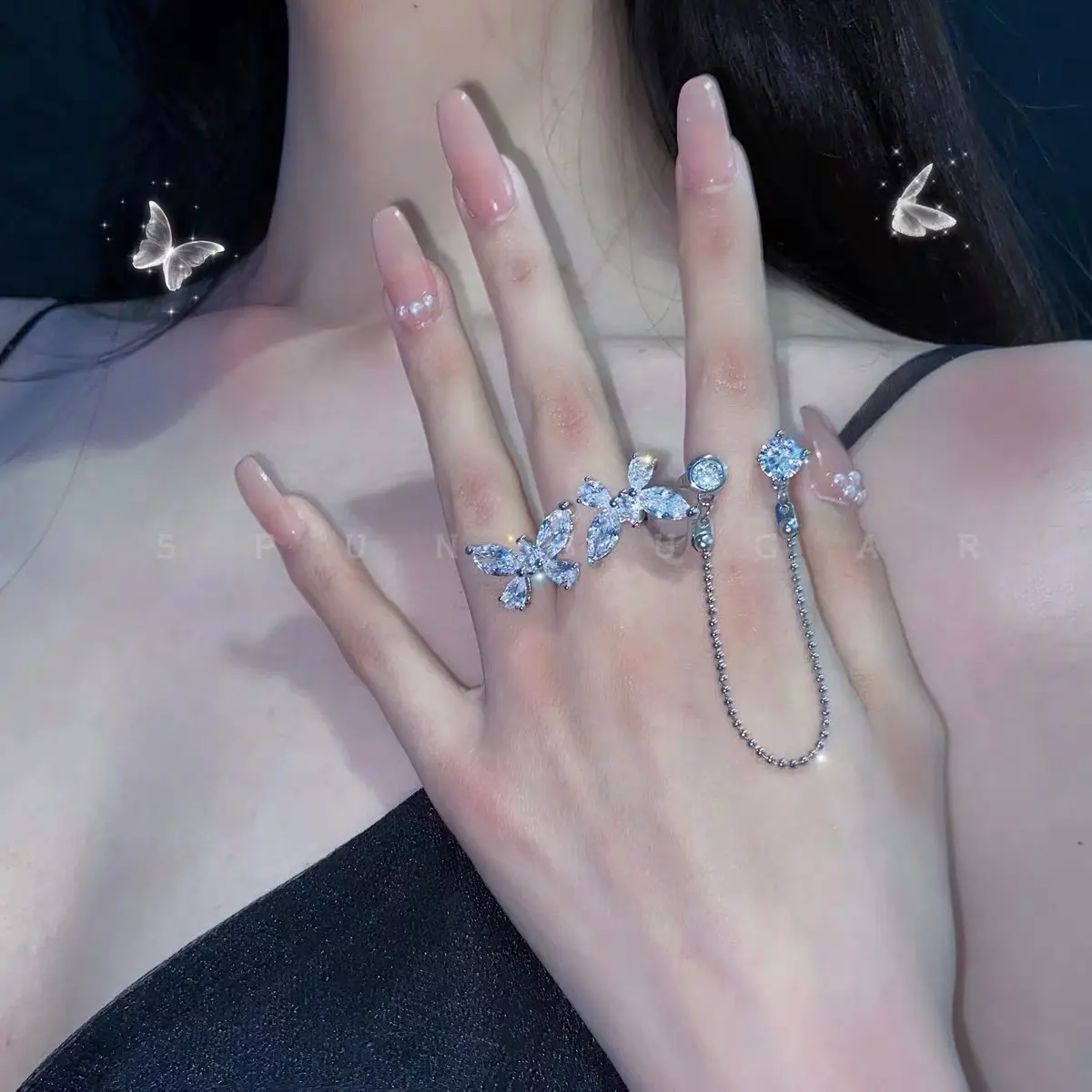 18K 실버 도금 기하학적 다이아몬드 체인 손가락 반지 여성 성격 디자이너 라인 석 나비 너클 반지 세트 쥬얼리