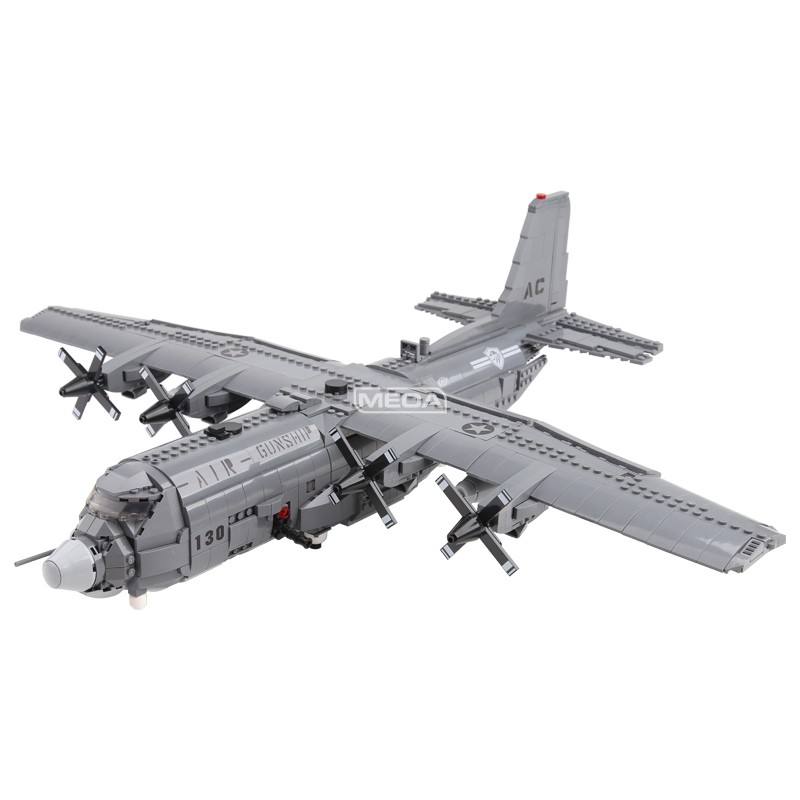 Avion d'attaque Ac-130 (1700 particules)