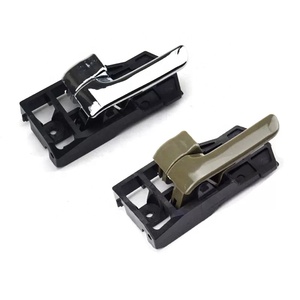 1 adet oto yedek parçaları iç LH RH ön arka kapı iç kolu için Chery A5 A5 2006-2009 OE A21-6105120/30 - Product Image 6