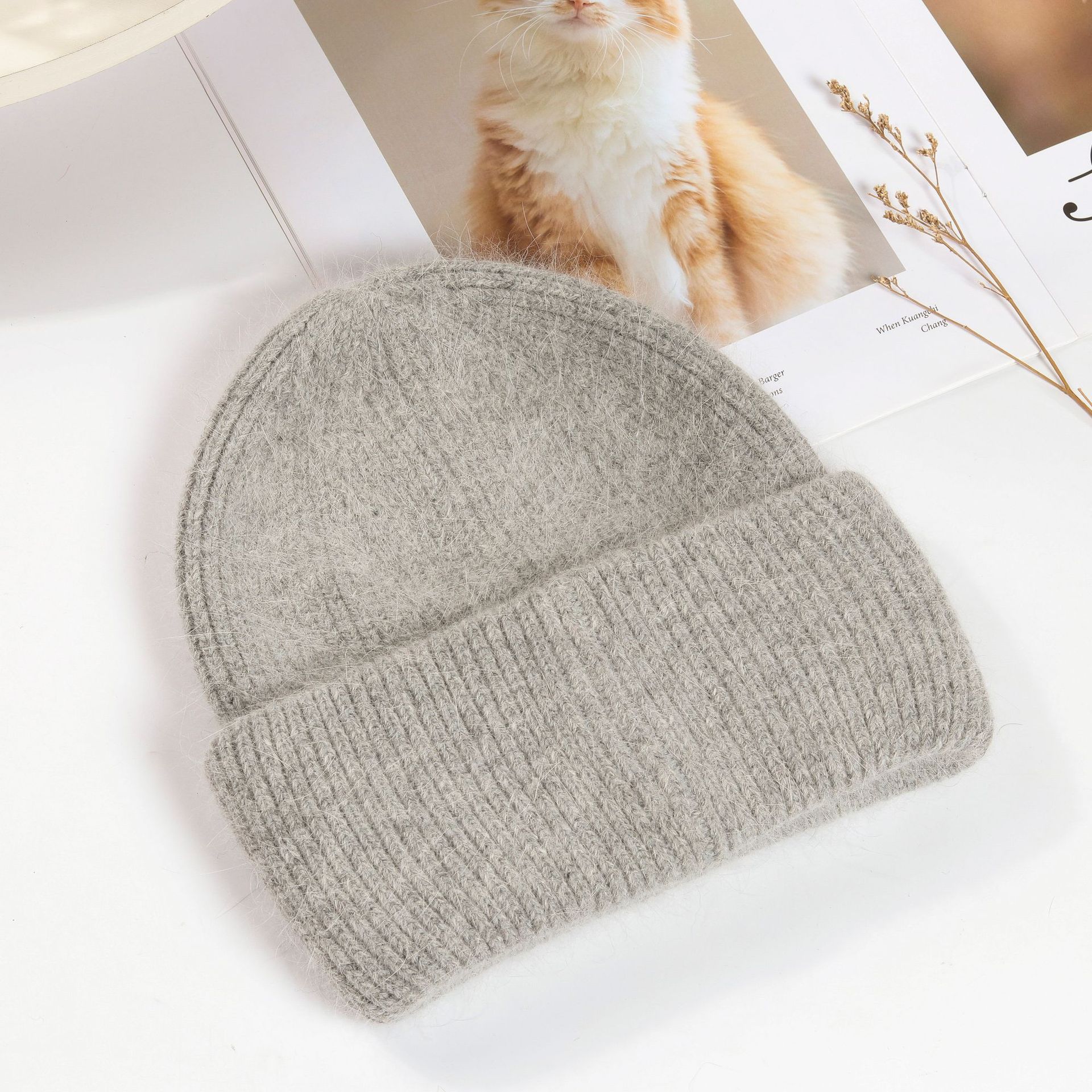 Gris moyen