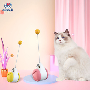 Interativa brinquedos do gato <span class=keywords><strong>com</strong></span> <span class=keywords><strong>catnip</strong></span> equilíbrio brinquedo do carro do balanço varinha gato animais de estimação