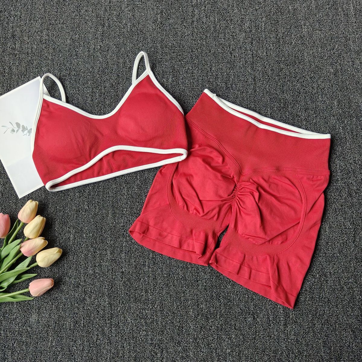 Rosso ciliegia (gilet+pantaloncini)