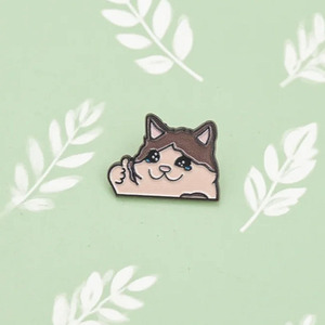 प्यारा कार्टून महिलाओं के लिए बिल्ली का शोरबा, दुखी बिल्ली अद्वितीय रचनात्मक पिन - Product Image 5