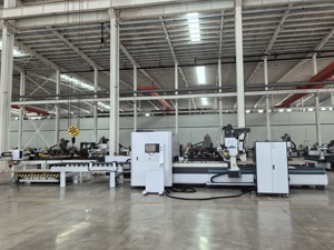 Centro inteligente de perforación de etiquetado y anidamiento Máquina de centro de procesamiento de anidamiento CNC a la venta - Product Image 5