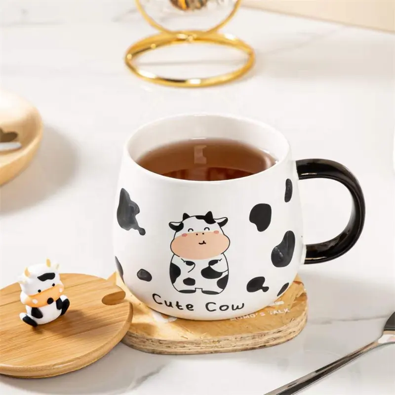 Venta caliente lindo Animal patrón tazas nuevo diseño cerámica 4 estilos muestra vida vaca leche taza