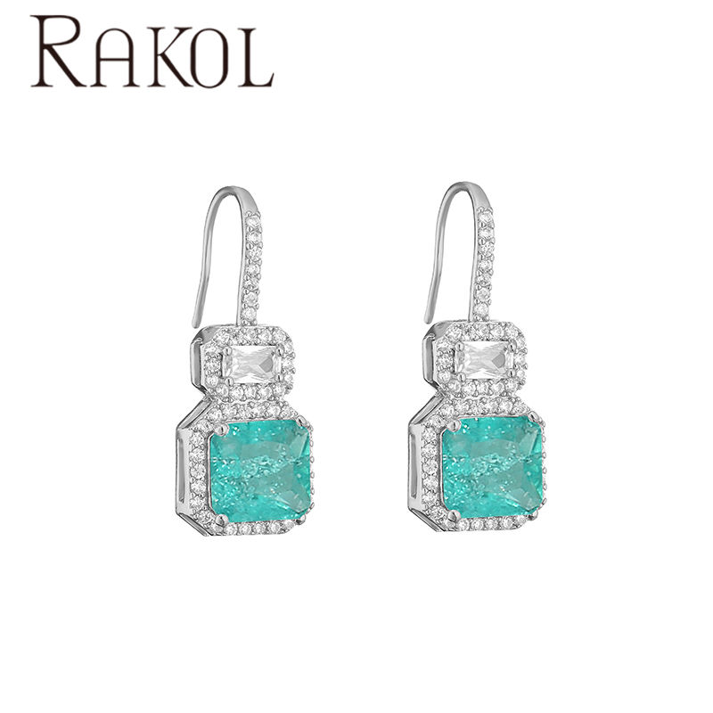 สีเขียวสีขาว