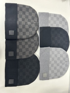 סתיו חורף אופנה צמר beanie מכתב משובץ סרוג כובע חם יוניסקס חיצוני מותג יוקרה עיצובים באיכות גבוהה כובע הסיטונאי