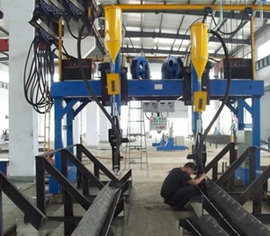 Herramientas de máquina de soldadura de arco sumergido Longmen con parámetros básicos y detalles de configuración - Product Image 3