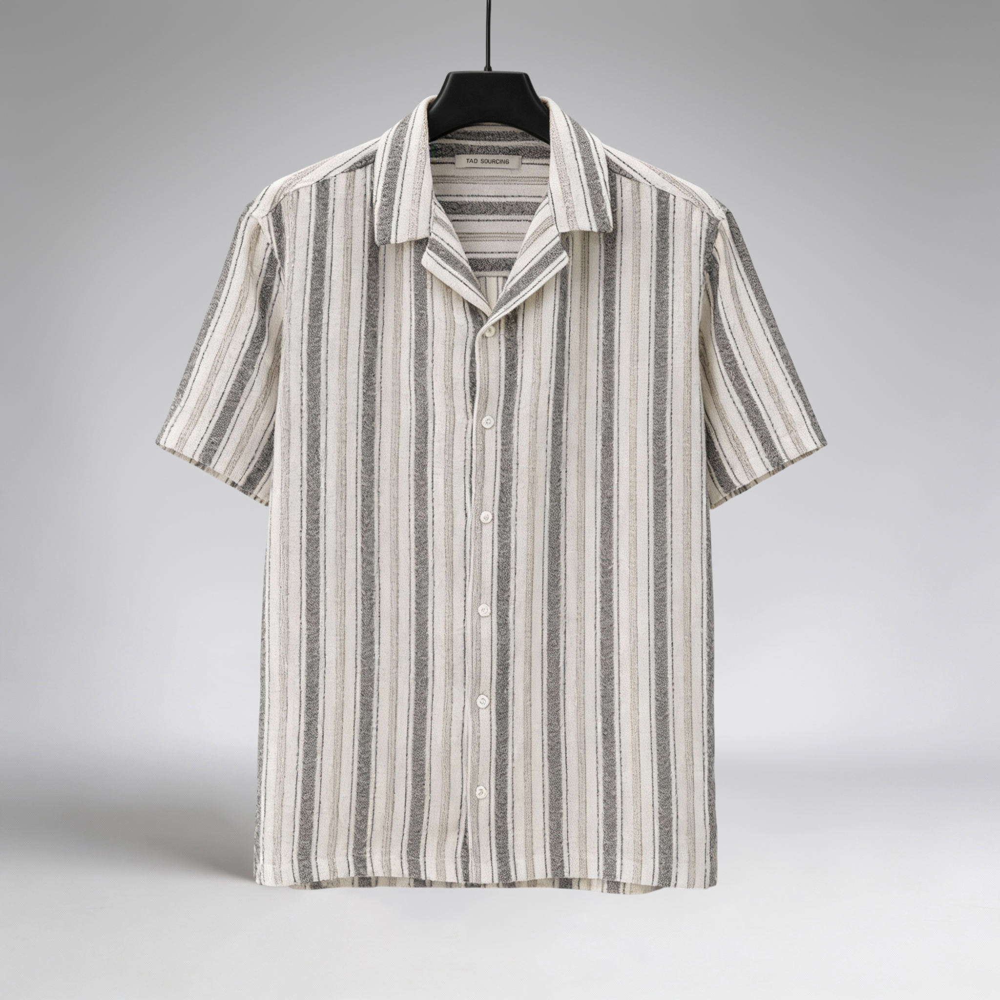 สีขาวมุก+ดำ