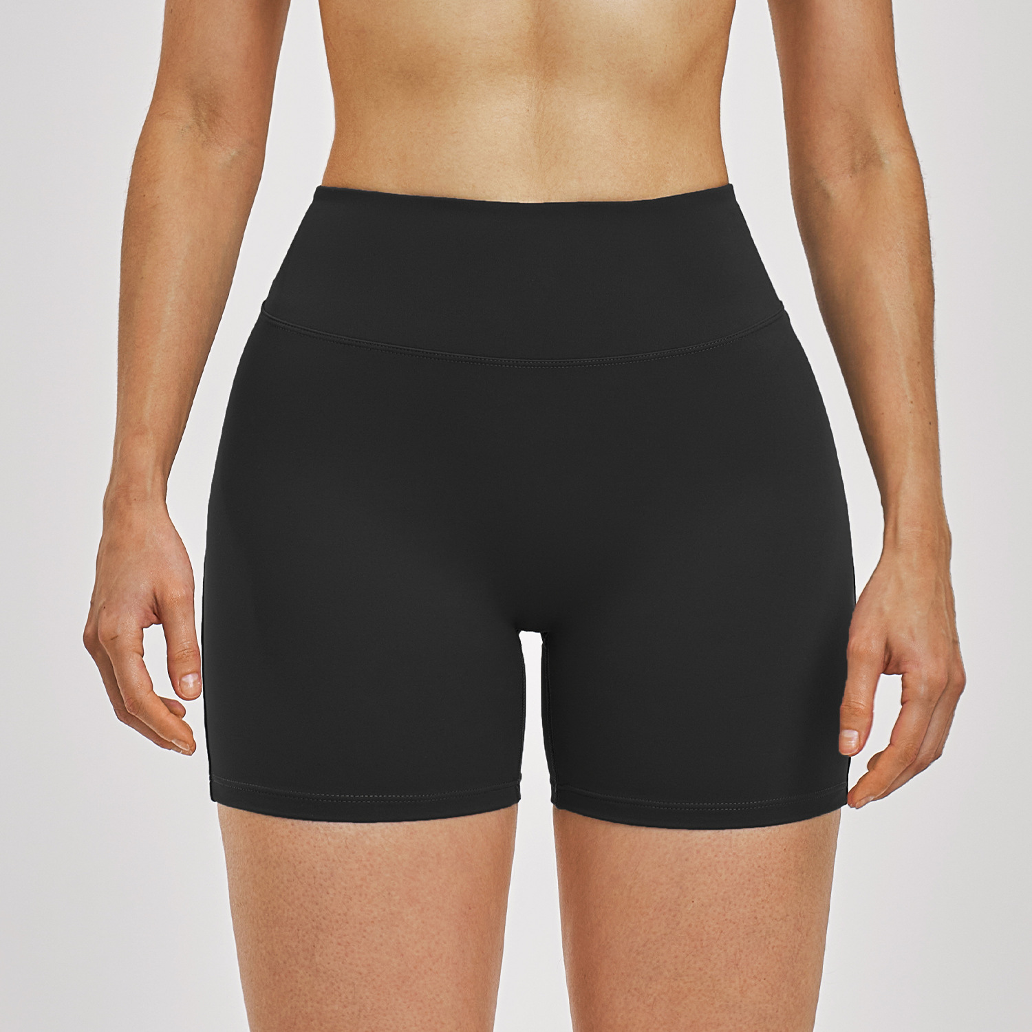 pantaloncini neri