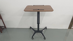 Tavolo da letto regolabile con ruote, - Product Image 3