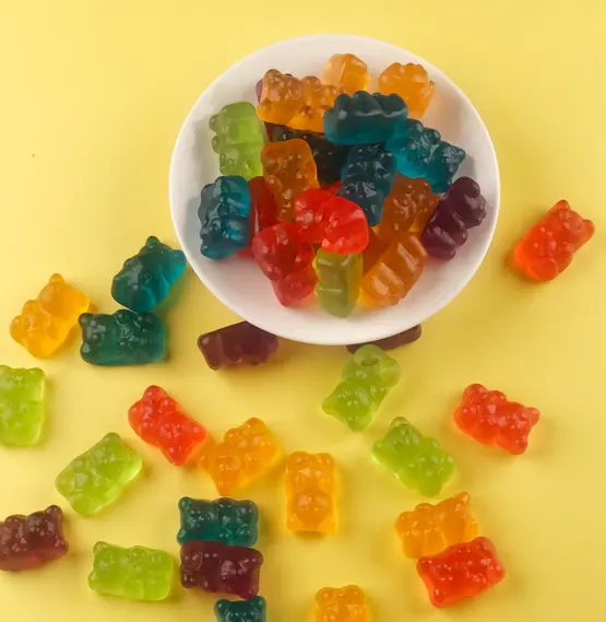 Bonbons doux en forme de fruit, bonbons en forme d'ours gommé en vitamine