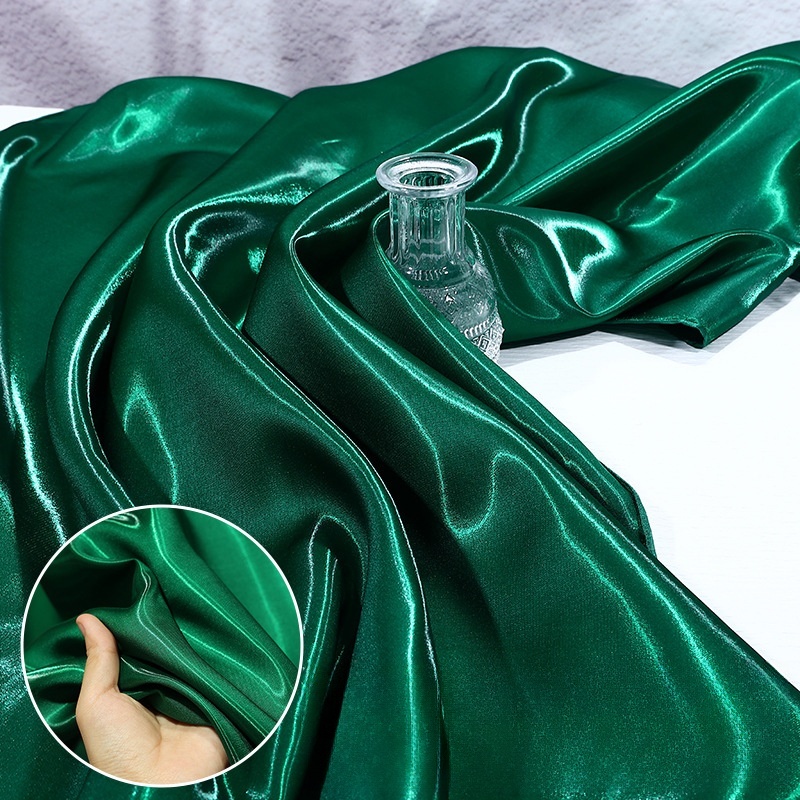 BLACKISH GREEN