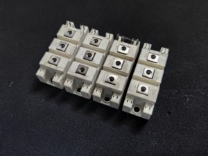 Hochleistungs-Infineon-IGBT-Modul BSM75GB120DN2 für effiziente Energie umwandlung